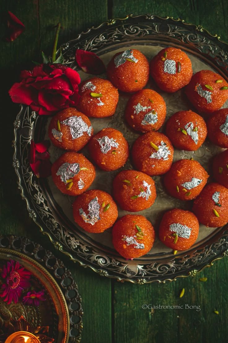 Motichur Laddu